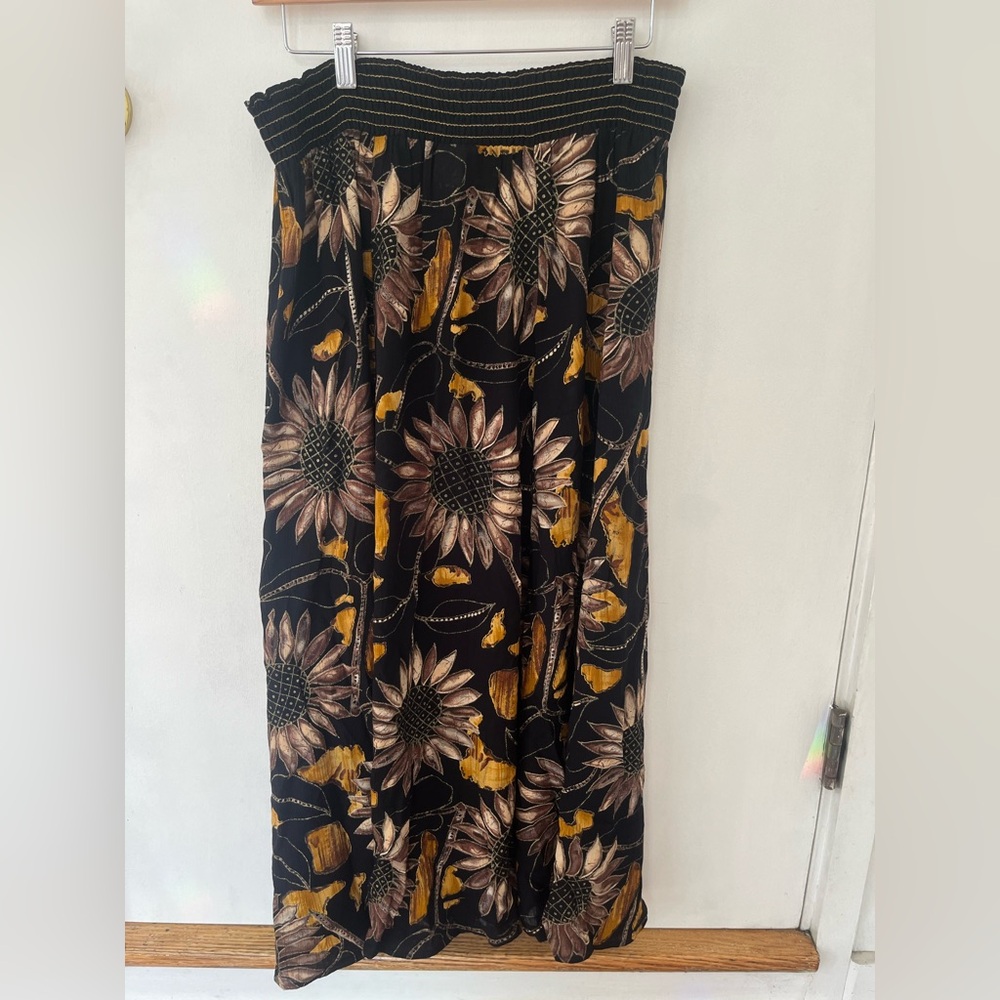 Carole Little Black Maxi Skirt with Yellow & Brown Sunflower Motif